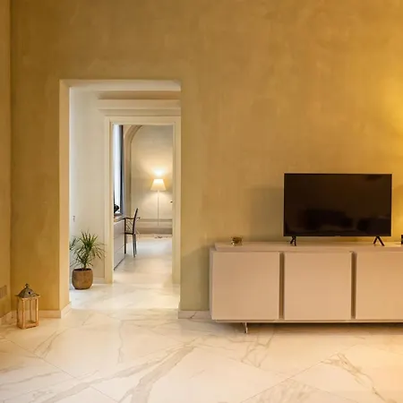 Casa Del Sarto アパート